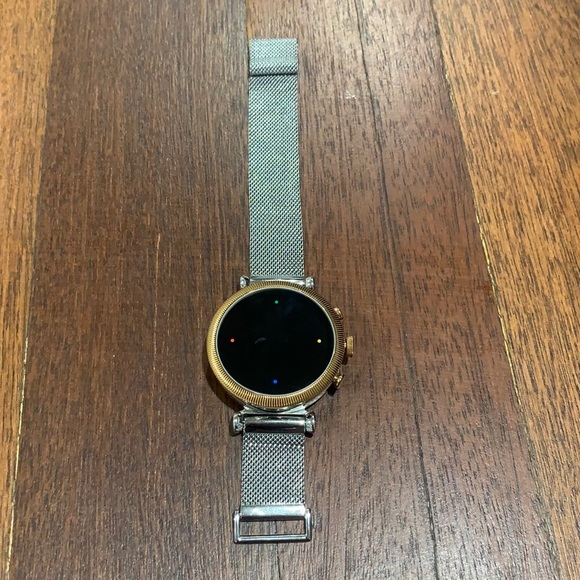 Fossil Smartwatch - Picture 5 of 9